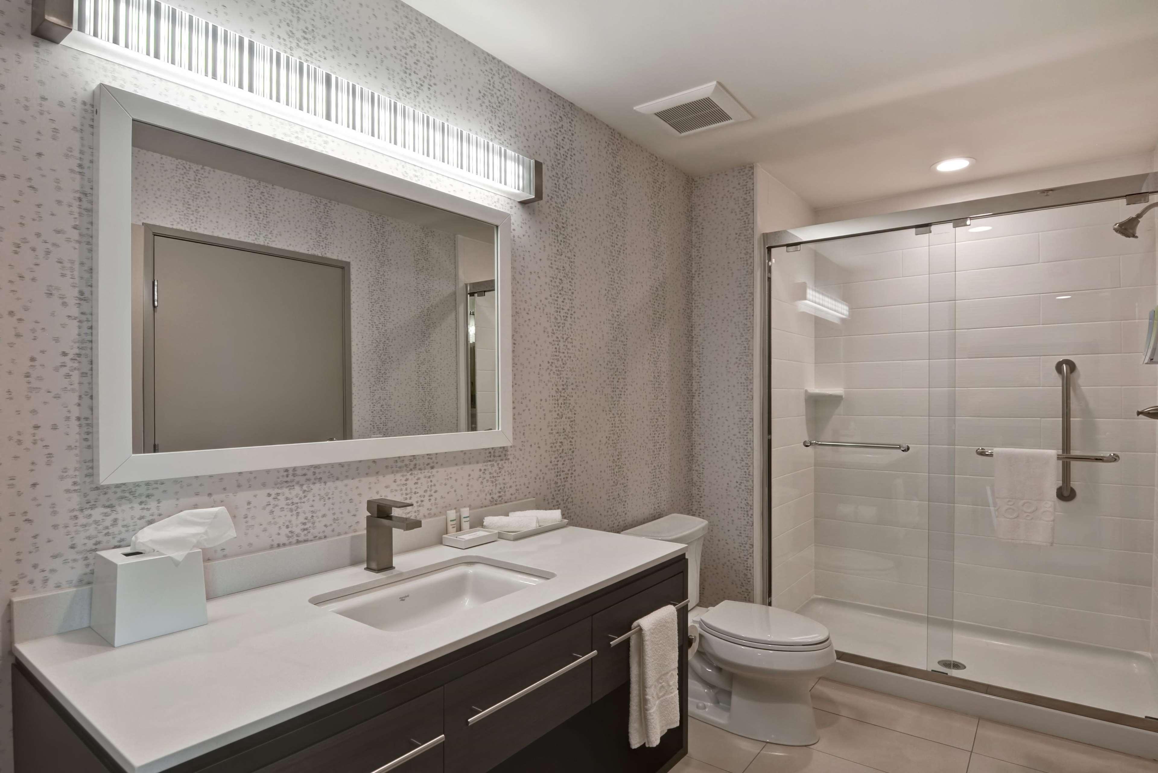 Home2 Suites By Hilton Hot Springs Exterior photo