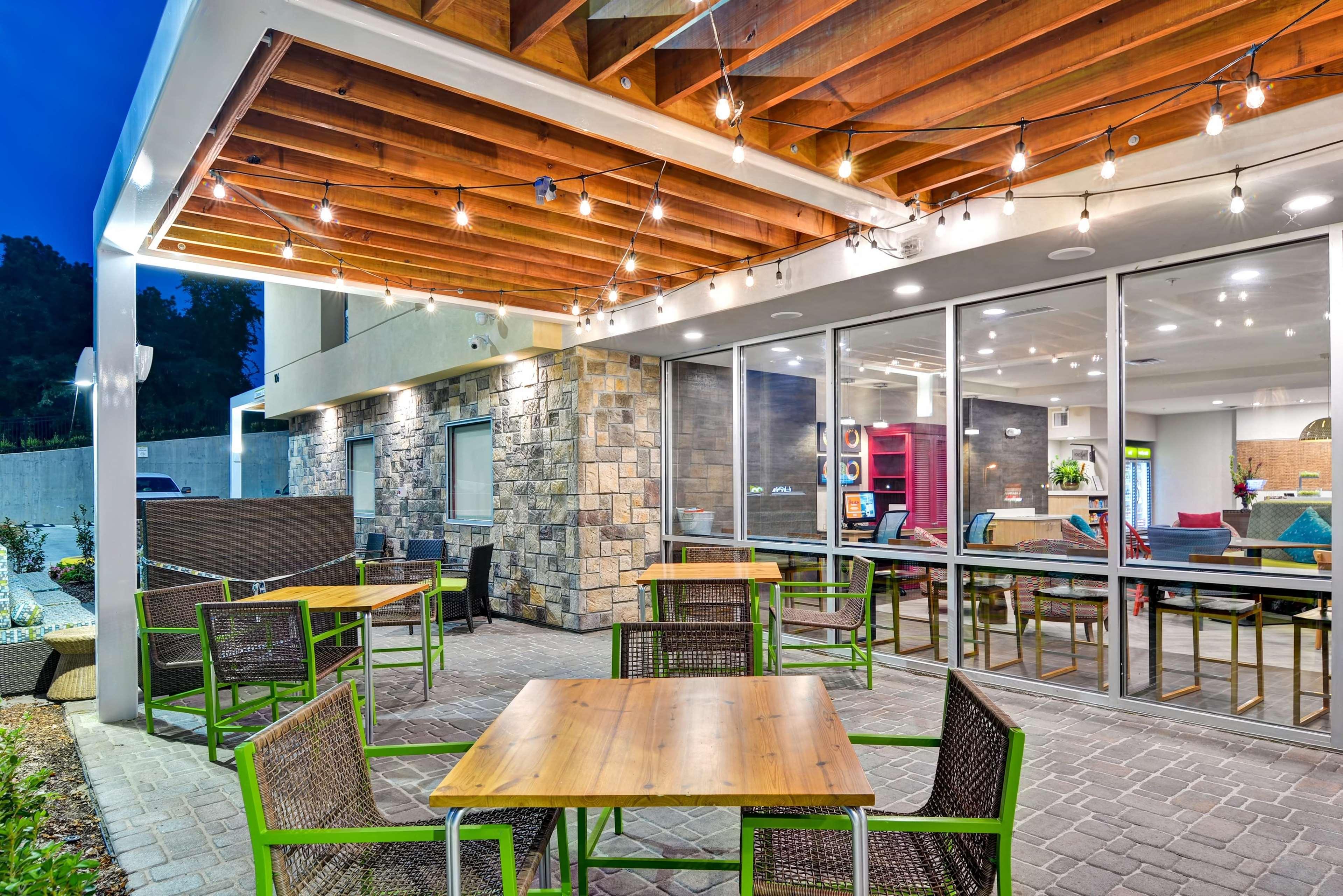 Home2 Suites By Hilton Hot Springs Exterior photo